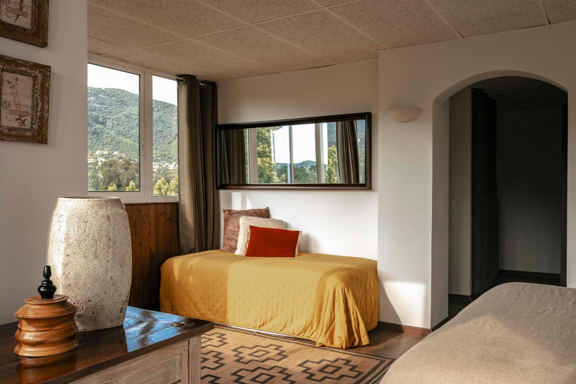 Surplage Hotel Cavaliere เลอลาวองดูว์ ภายนอก รูปภาพ